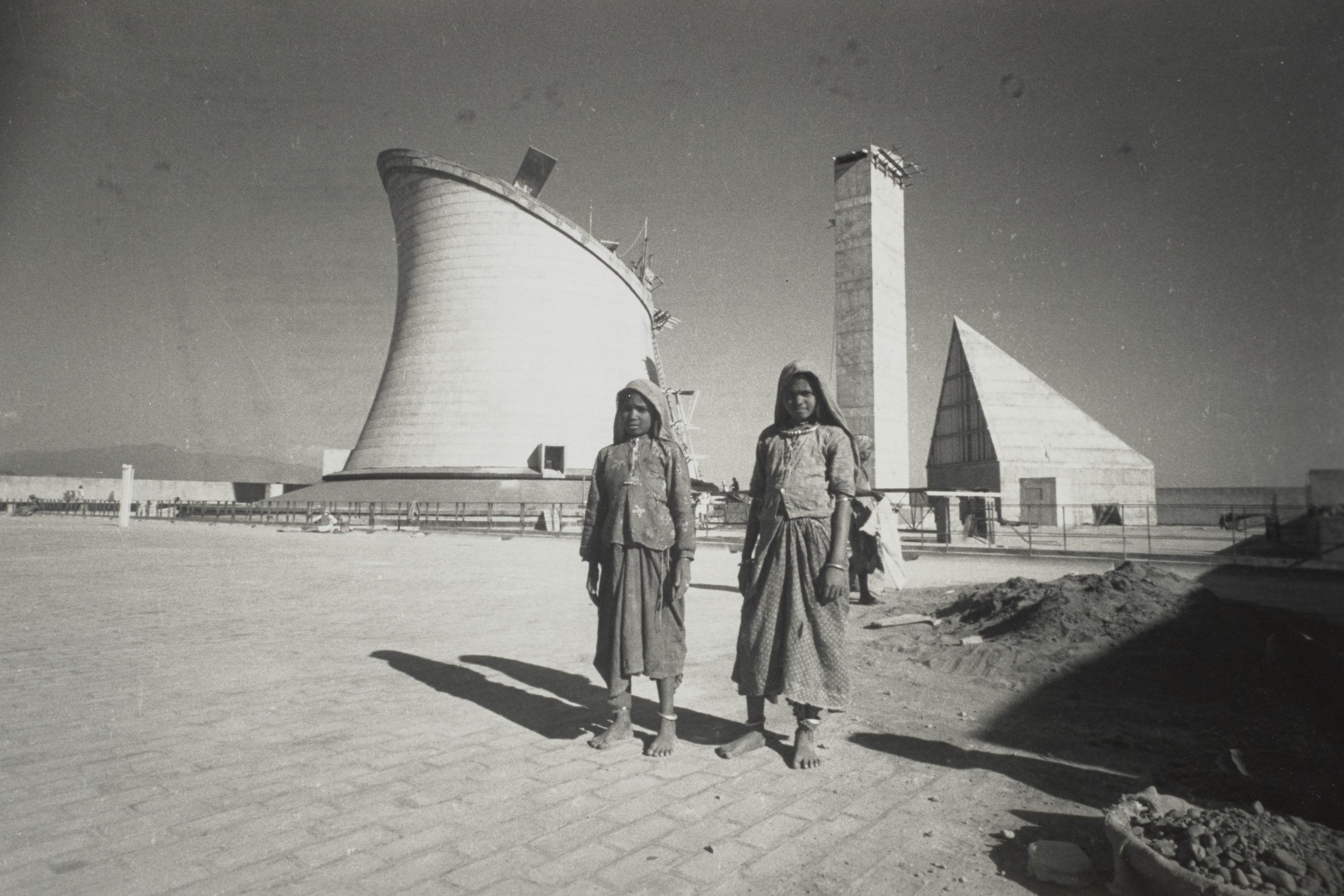 A project by the architect Le Corbusier in Chandigarh, India, which was completed in 1951. This is one of the many photographs in the Conway Library at the Courtauld